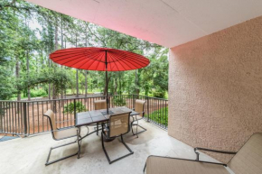 Village House 102, Sleeps 6, 2 Bedrooms, Pool